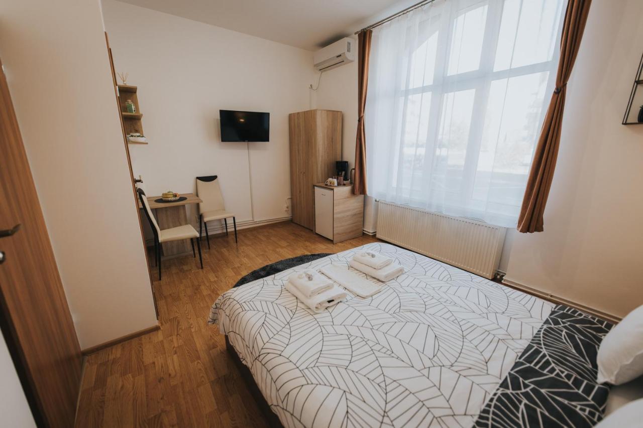 Gavri'S Classic Apartment Sibiu Ngoại thất bức ảnh