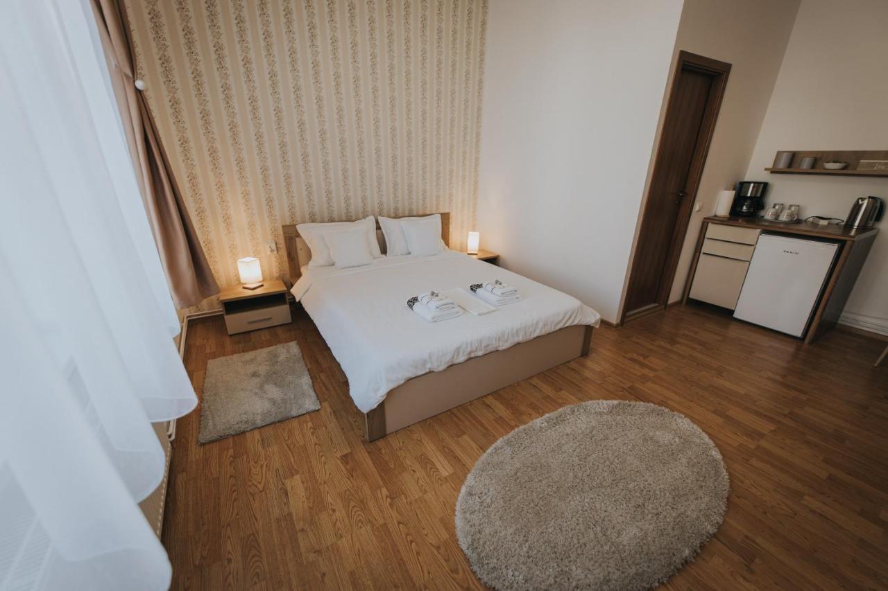 Gavri'S Classic Apartment Sibiu Ngoại thất bức ảnh