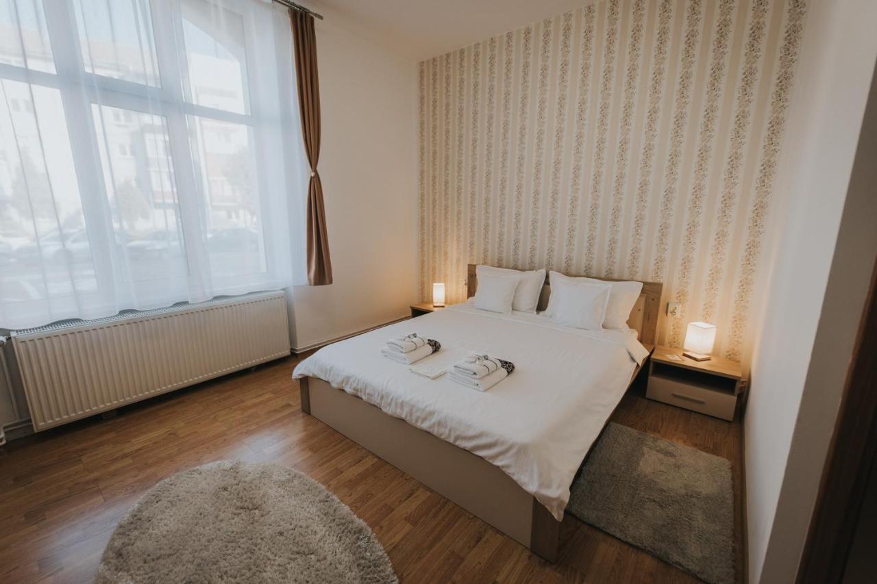 Gavri'S Classic Apartment Sibiu Ngoại thất bức ảnh
